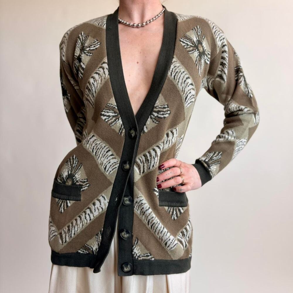 Jones New York Green V-Neck Cardigan - Pattern Detail, Size Small